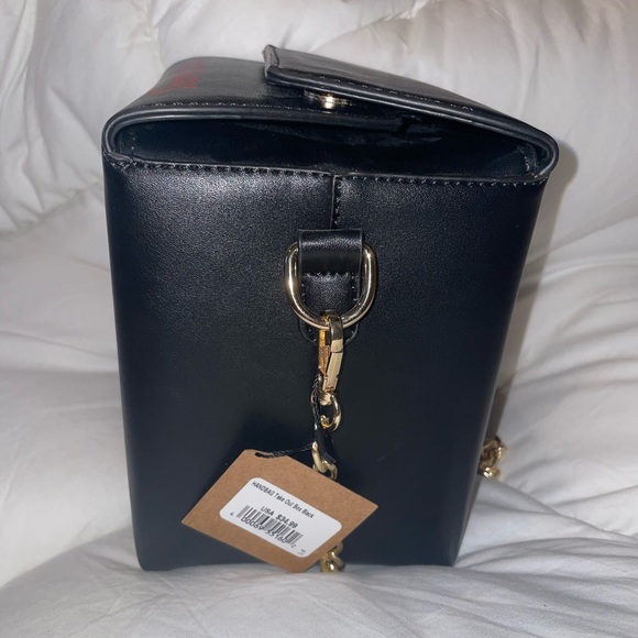 Black and Red To-Go box purse NEVER WORN - Picture 3 of 6